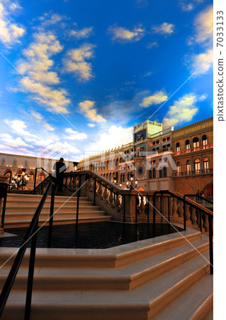 Venetian hotels in Las Vegas 7033133