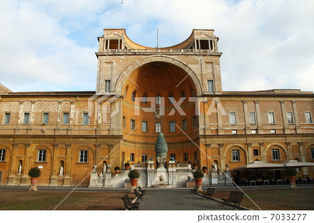Vatican Art Museum 7033277