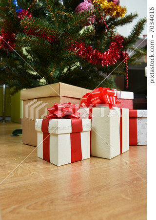 gift boxes gift boxes 7034016