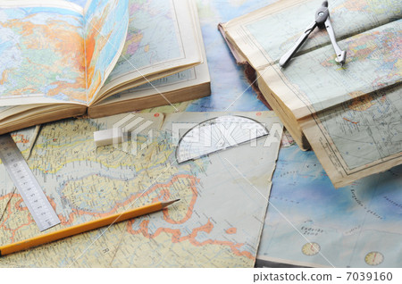 map and pensil 7039160