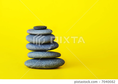 stone tower 7040082