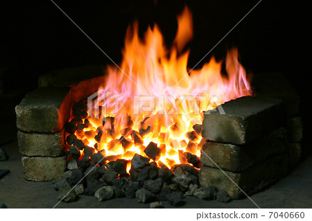 Burning black coal 7040660