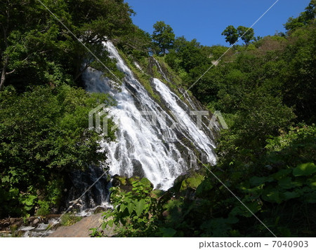 Shiretoko Falls 7040903