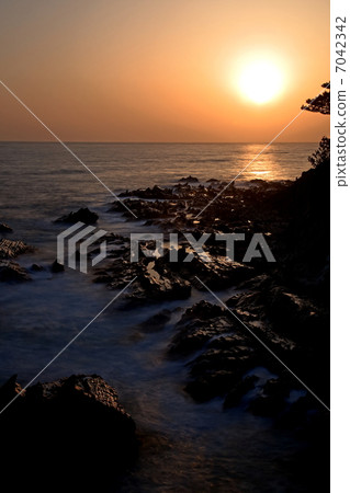 Sunset in Arasaki 7042342