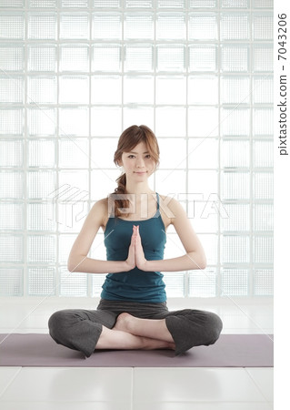 瑜伽·坐著的女人 瑜伽·坐著的女人 7043206