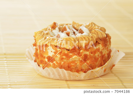 caramels cupcake caramels cupcake 7044186