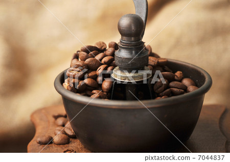 Manual coffee grinder 7044837