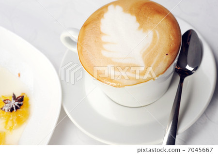 cake with syrup and coffee 7045667