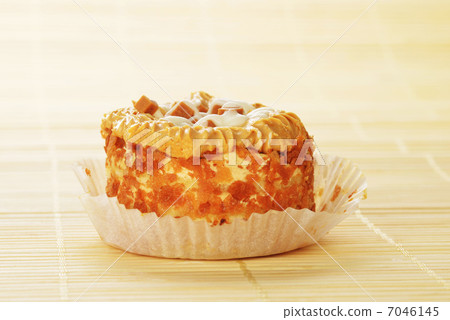 caramels cupcake caramels cupcake 7046145