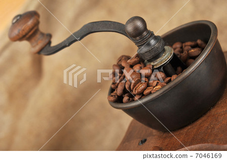 Manual coffee grinder 7046169