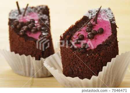 Chocolate cakes Chocolate cakes 7046471