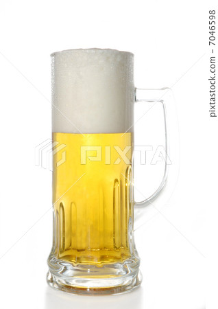 mug with beer 7046598
