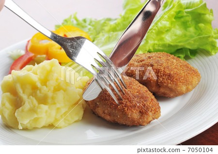 roasted cutlets roasted cutlets 7050104