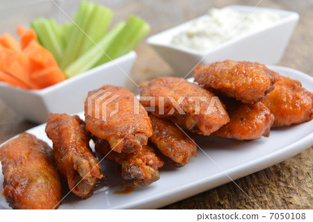 chicken wings chicken wings 7050108