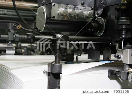 polygraphic machine 7051806