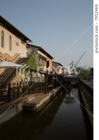 Kobe Harborland Mosaic 7052469