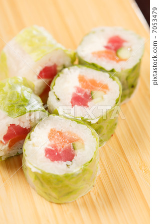 tasty sushi tasty sushi 7053479