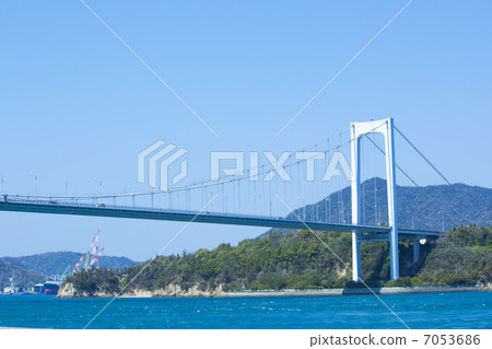 Hakukata Oshima Ohashi, one of the Setouchi Shimanami Kaido that connects Onomichi City in Hiroshima Prefecture and Imabari City in Ehime Prefecture Hakukata Oshima Ohashi, one of the Setouchi Shimanami Kaido that connects Onomichi City in Hiroshima Prefecture and Imabari City in Ehime Prefecture 7053686