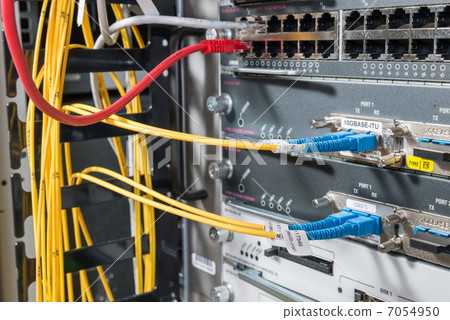 fiber network server 7054950