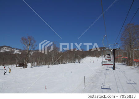 Tanbah滑雪公園斜坡 7056833