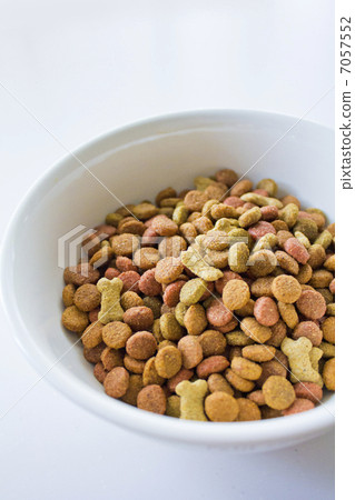 Dog food Dog food 7057552