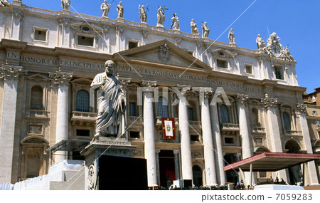 St. Peter's Basilica St. Peter's Basilica 7059283