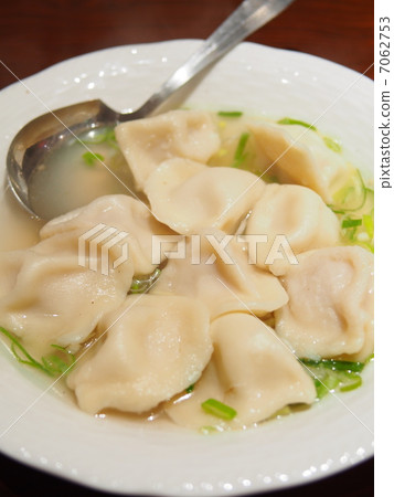 水餃子 水餃子 7062753