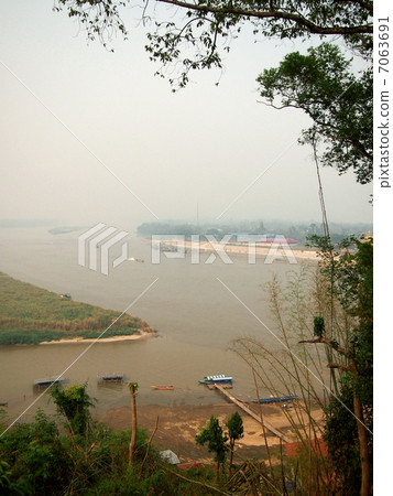 mekong river, golden triangle, myanmar 7063691