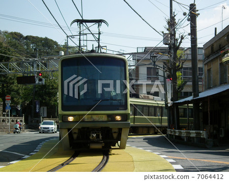 Enoshi Higoshigoshi Station Near 7064412