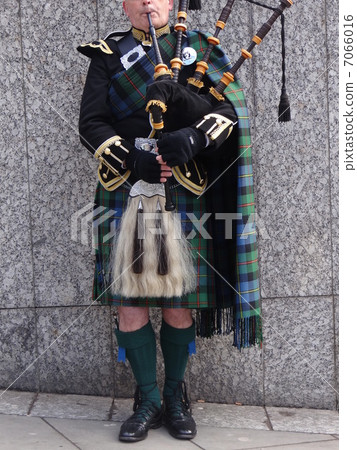 Bagpipe 7066016