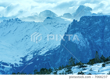 Beautiful winter mountain landscape. Beautiful winter mountain landscape. 7066237