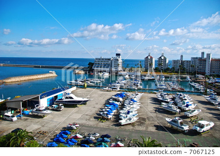Yacht Harbor (Awaji Island · Santopia Marina / Hyogo ken Sumoto City Ogoganiya Komoe) 7067125