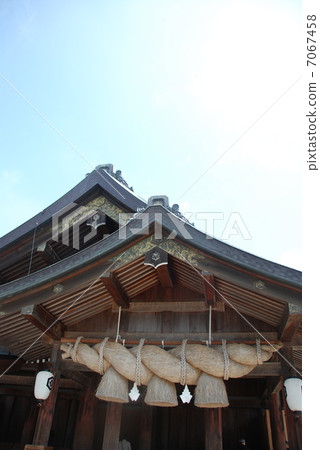 The worship hall of Izumo Taisha Shrine (Taisha Town, Izumo City, Shimane Prefecture) The worship hall of Izumo Taisha Shrine (Taisha Town, Izumo City, Shimane Prefecture) 7067458