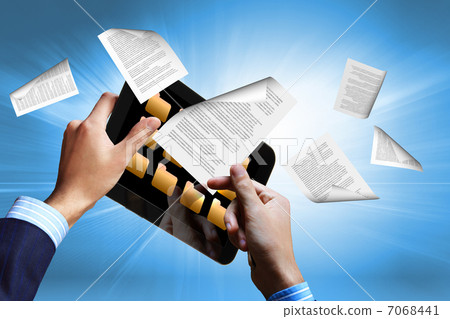 e book reader and books 7068441