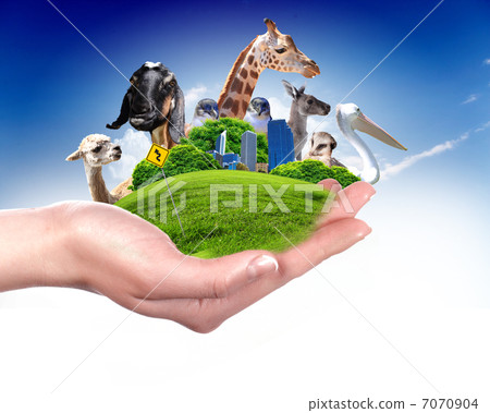 Green world and wildlife protected Green world and wildlife protected 7070904
