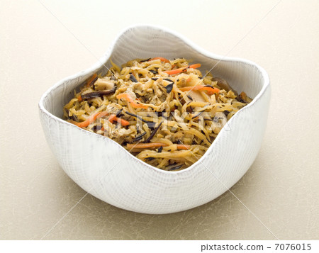 Stewed dried radish 7076015