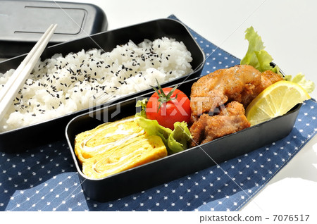 Male lunch box 7076517