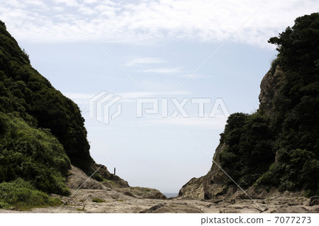岩石和天空 岩石和天空 7077273