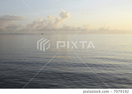 馬六甲海峽清晨海 7079192
