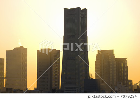 Minato Mirai Building Group和Sunrise 7079254