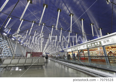 Shanghai Pudong International Airport departure lobby Shanghai Pudong International Airport departure lobby 7079328