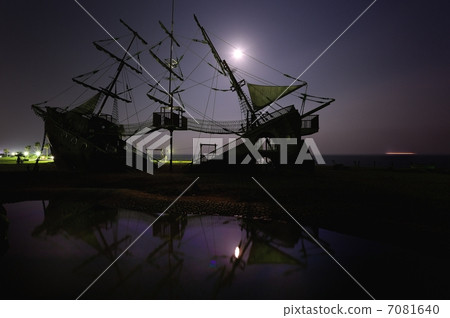 下沉的船 7081640