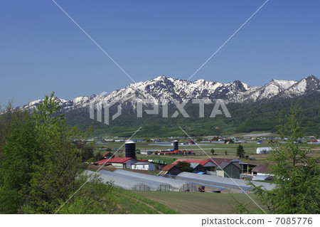 Ashibetsutake和富良野盆地 7085776