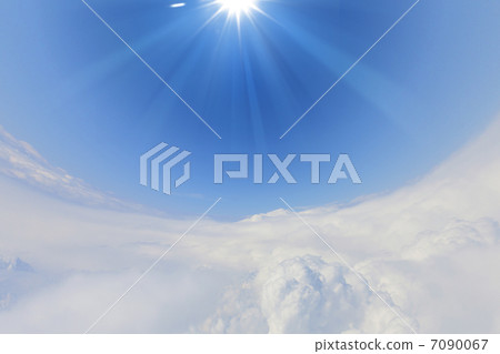 blue sky and sun. blue sky and sun. 7090067