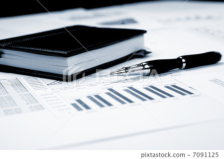 financial charts and graphs 7091125