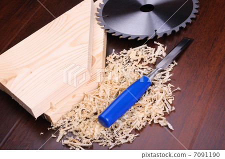 Wood shavings 7091190