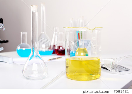 Chemistry laboratory equipment and glass tubes Chemistry laboratory equipment and glass tubes 7091481