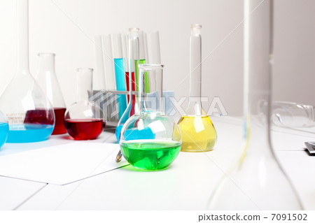 Chemistry laboratory equipment and glass tubes Chemistry laboratory equipment and glass tubes 7091502