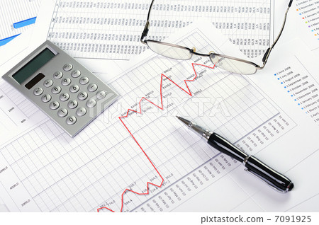 Charts and graphs of sales Charts and graphs of sales 7091925