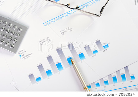Charts and graphs of sales Charts and graphs of sales 7092024